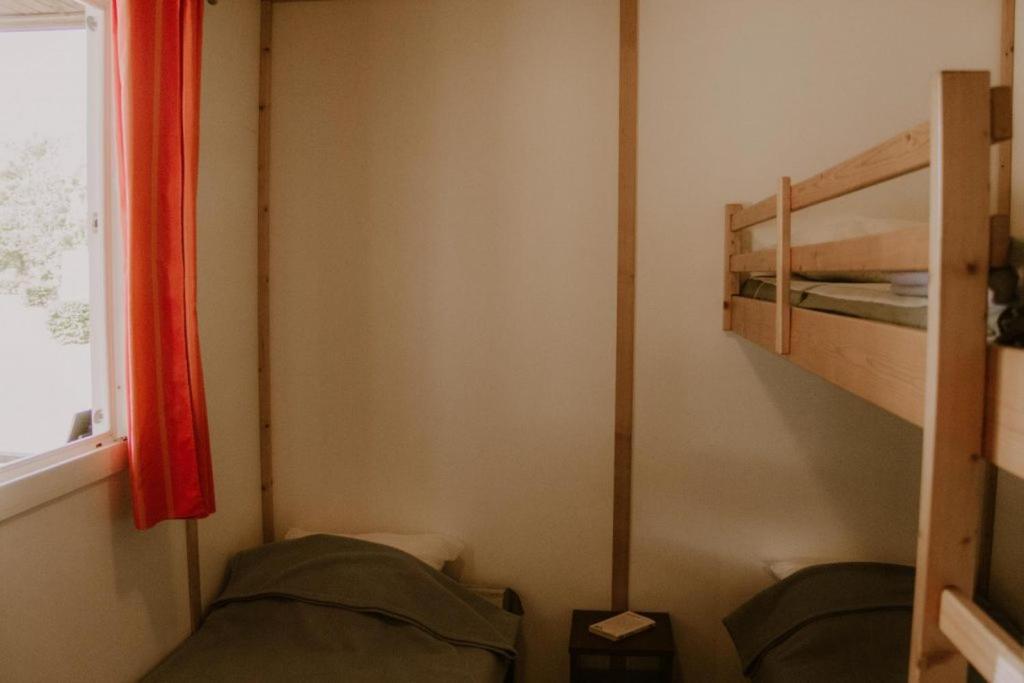 Onlycamp Le Pont Romain Yvré-lʼÉvêque Εξωτερικό φωτογραφία